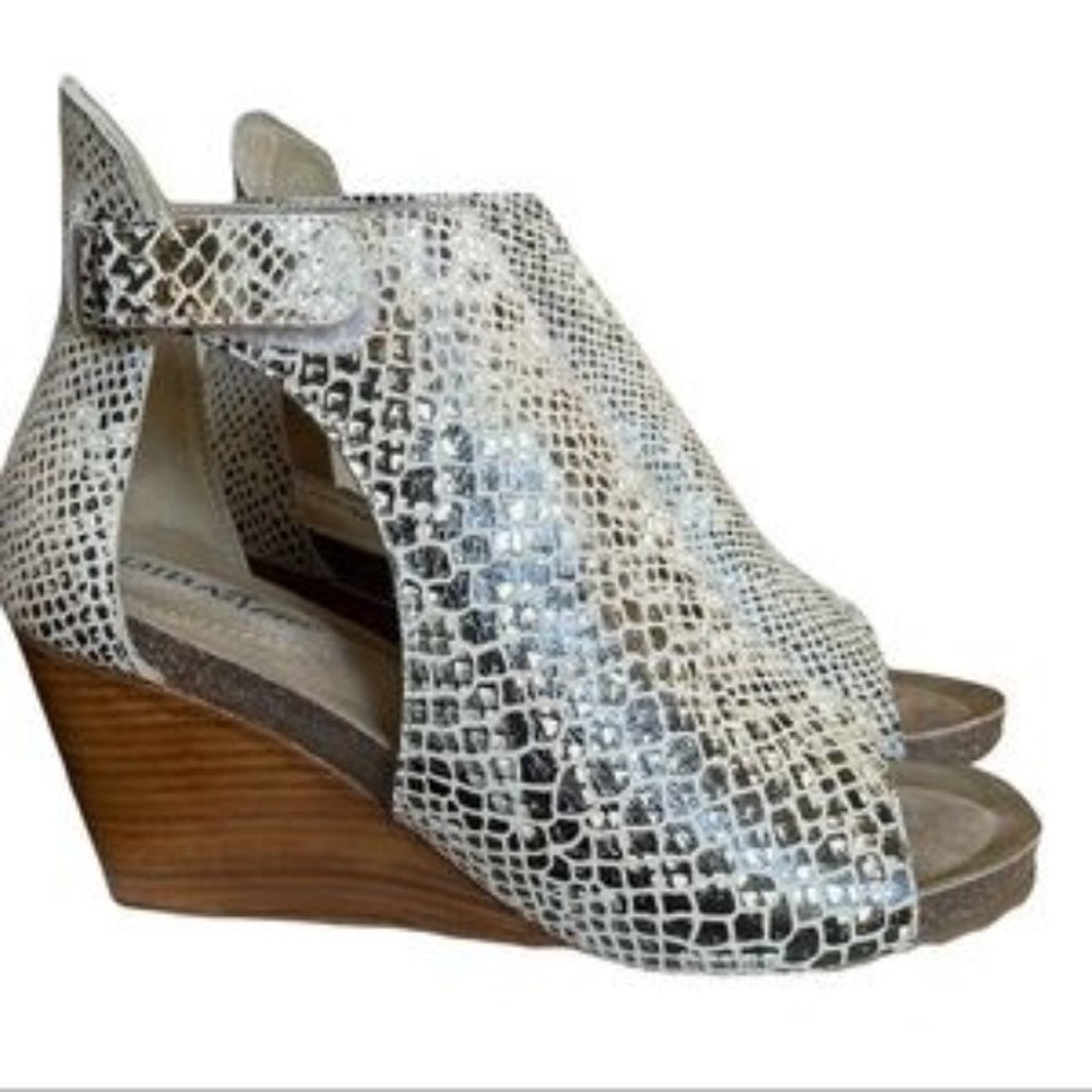 Diba True New Year Snake Peep Toe Wedge new